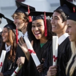 √What Is a Scholarship and How Does It Work?